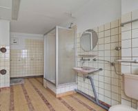 Bad (über Hof erreichbar)